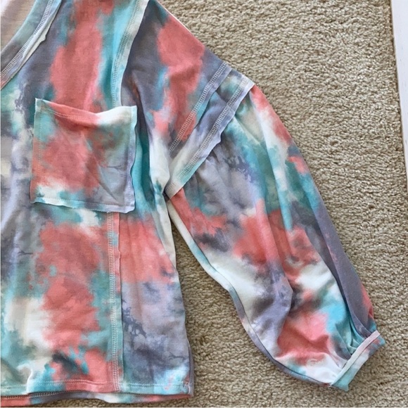 Long Puff Sleeves Tie Dye Top - Picture 6 of 7